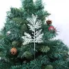 장식용 꽃 10pcs 반짝이는 파우더 시뮬레이션 식물 소나무 가지 잎 크리스마스 장식 나무 액세서리 갈랜드 등나무 반지