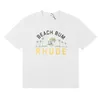 Летняя футболка дизайнер Rhude Letter Print 100% Pure Cotting Fasut Fasue Casual Complete Forted футболка для пар универсальная круглая шея Preshrunk Tee Tee