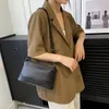 2024 FI Kvinnor Crossbody Shoulder Bags Geniune Leather Leisure Luxury Big Space Populärt Hög kapacitet för Shop Party M5J5#