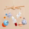 Baby Rattle Toy Felt Planet Wooden Mobile On The Bed born Music Box Bell Hanging Toys Holder Bracket Infant Crib Boy 240418