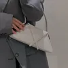 2023 FI ARMPIT BAG DESIGNER Handväska Ins Style Persality Trapezoidal Baguette Bag Woman Handväska Flap Pures Pochette 43Q0#