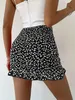 Boho Ruffle Hem Mini kjolar för kvinnor 2023 Knut Ruched Mermaid High midja Ditsy blommigt tryck med sommaren 240418