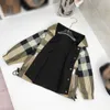 Jackets Double-lado Use Casat for Kids Fashion Child Capuz Tamanho 100-160 cm Classic Cross Stripe Design bebê outono fora de roupa