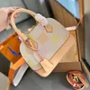 24SS Women's Luxury Designer New Shell Bag Handbag Women's Handbag Shoulder Bag Crossbody Bag Pure Steel Gold Hårdvarutillbehör Justerbar axelband 24/18 cm