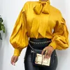 Blouses pour femmes chemises vintage Lantern Sleeve Solide T-shirt Stand Collar Lace Up Tops Office Lady 2024 printemps