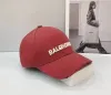 Sportsdesigner baseball mössor kvinnor mode hål casquette utomhus solskade värme brev broderi 3D mössa