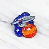 SpaceShip Galaxy Broch Sevimli Anime Filmler Oyunlar Sert Emaye Pimleri Metal Karikatür Topla Broş Backpack Şapka Çantası Yaka Yokel Rozet