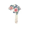 Broches estilo chino peony flor broche exquisito mujeres borla perla colgante incrustado de aleación de circón accesorios