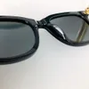 Mode solglasögon designer mentle monster topp för kvinna och man av samma stil solglasögon fashionabla boxbrädan solskade UV400 resistent G0562 med originalbox