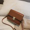 Sacs d'épauvage Sac dames 2024 Luxury Handbag Designer Designer Edition All-Match Girl Xiaofang Messenger Mobile Wallet