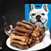 Teste da 30 pezzi/lotto snack cani da compagnia snack molari bastoncini design di ossa di spazzolino per rimuovere i denti di pulizia degli odori orali adatti ai cani sopra