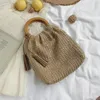 Bolsas de ombro, designer de palha de crossbody saco de design redondo para mulheres 2024 Bolsas de verão de luxo simples de luxo