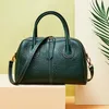 Sac 2024 Cow Hide Geatine Leather Femmes Hands Sac à main Elegant dames Boston Boston Messenger Sacs Satchel Green Totes