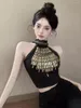 Kvinnors tankar reddachic Grunge Y2k Studded Halter Top Women Black Off-Shoulder Zip-up ärmlös Tank Crop Raves Music Festival Outfits