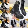 Designer bottes Femmes sur les bottes du genou Boot de cheville hiver