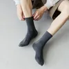 Heren sokken 5 paren vaste kleur katoen mannen ademende zweet geur resistent sportsok casual zakelijk bedrijf middelste buis sokken