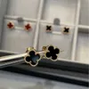 Designer Brand High Version Van Small Four Leaf Clover örhängen Kvinnlig guld förtjockad 18K Rose Gold Plated Natural Black Agate White Fritillaria Jewelry