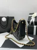 2024 Nya Crossbody Bag Women's Shoulder Bag Cowhide High-End anpassad kvalitetskapacitet är full av mode casual trend