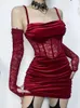 Casual klänningar sammet y2k ruched elegant korsett gotiska spets lappar ren sling party klänning röda svarta damer rygglösa kläder