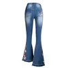 Jeans femeninos Pantalones europeos y americanos de patas anchas 3D Bordado tridimensional Pies Aloquados Drag Mujer