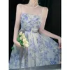 Sukienki swobodne francuskie temperament na plażę wakacyjną długą sukienkę 2024 Summer pachnący niebieski pasek kwiatowy Dziecięca dziewczyna