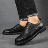 Casual Shoes 2024 Fashion Brogues Men Flat Thick Sole Outdoor Male Footwear Pure Black