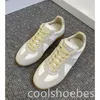 Replica kalvskinn kvinnor replikera sneaker casual skor mocka kvinnor herr svart vit sneakers designer run skum löpare tränare basket utomhus sportsko