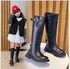 Boots Chaussage pour enfants pour filles pour filles Single Fashion en peluche Princesse Flats chaussures robes noir Sexy Snow Boot