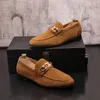 2024 Nouvelle arrivée Chaussures masculines Luxury Broen Suede en cuir décontracté conduite oxfords chaussures à hommes mocassins mocassins italien chaussure pour hommes 38-43