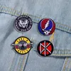 Brosches Classic Rock Band Enamel Pin Music Metal Badge Song Brooch Fan Collection Medal smycken Presentkläder Tillbehör Partihandel
