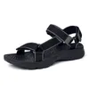 Été décontracté respirant sandales pour hommes noirs ouverts Sandale Vietnam Sandalias Hombre Man Sandles Gladiator réglable 240418