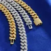 Alta qualidade 12mm 24 polegadas 18k Gold banhado a ouro VVS Moissanite Cuban Link Chain