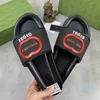 Erkekler Tasarımcılar Kadınlar Slaytlar Slaytlar Daireler Platformu Sandal Kauçuk Katırlar Flip Flops Kalın Alt Plaj Ayakkabıları Moksul Kaydırıcı Boyutu 38-43