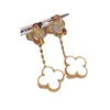 Charme de créateur Van Van à quatre feuilles Clover Grouilles d'oreille Boucles d'oreilles Gold Placage épaissis 18k Rose Blanc Fritillaria Double fleur avec logo