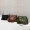 Akşam çantaları 2024 Vintage bayanlar omuz çantası büyük kapasiteli totes moda crossbody kadınlar için düz renkli pu deri kadın çanta