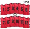 12 PCS Sports Vest Kid039 Pinnies Séchage rapide SOCR Jerseys Youth Sports Machage Training Numéro Bibs Pracsi6780015