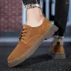 Chaussures décontractées 2024 hommes Oxford Breathable Mens Modafers Moccasins Fashion Fashion Suede en cuir Foot Wear% Men