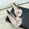 Zapatos casuales Mujeres Pisas de la fiesta Femenina superficial El dedo del contagio se desliza sobre elegante Bow Bow Lady Office Tamaño 43