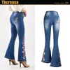 Jeans femeninos Pantalones europeos y americanos de patas anchas 3D Bordado tridimensional Pies Aloquados Drag Mujer