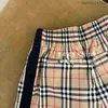 High End Buurberlyes Costumes for Women Men Classic New Womens Color Checkered High Waist Shorts Senior Brand Casual Summer Designer Shorts