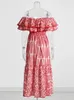 TWOTWINSTYLE Stickerei elegantes Kleid für Frauen Slash Neck Kurzarm hohe Taille ausgeschnittene Midi -Kleider weibliche Sommerkleidung 240420