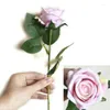 Decoratieve bloemen kunstmatige flanel rozenbloemsimulatie nep -boeket ornament voor huis bruiloftsfeest decoratie arrangement bloemen