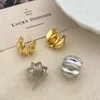 Boucles d'oreilles sans décoloration texture croissante pour les femmes de style métallique simple de style métallique Boucles d'oreilles en pierre bijoux de mode