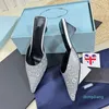 15A Nouvelle qualité Top Quality Real Silk pointues Mules Slippers Sandal Talons bas jaunes Green Rose-rouge Black Luxury Designer Footwear Factory With Box