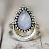 Cluster ringen Europese en Amerikaanse Crescent Moonstone Thaise zilveren ring retro diamant punk hand sieraden