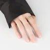 Cluster Rings Livvy Silver Color 2024 Trend Zircon Rotertable Round Justerbar Ring Female Fashion Simple Gorgeous Party Jewelry