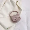 Pursos de diseño para niños Niños más nuevos Coreanos Princesas Princesas Materiales PVC Niñas Mini Camisetas bolsos de bocadillos bolsos de monedas Bolsas para adolescentes sin cadena 7colros