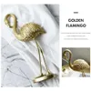 Objets légers Nordic Golden Decorative Flamingo Window Home Resin Decoration Crafts TV Cabinet Personnalité Créative Dorations S