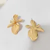 Andere overdreven geometrische bloemenmetaalmeters oorbellen voor vrouwen vakantie feest cadeau mode sieraden oor accessoires DE047 240419