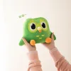 Poduszki Piękne zielone duolingo sowa pluszowa zabawka Plushie z duetu The Owl Cartoon Anime Owl Doll Soft Pchanie zwierząt Prezent urodzinowy